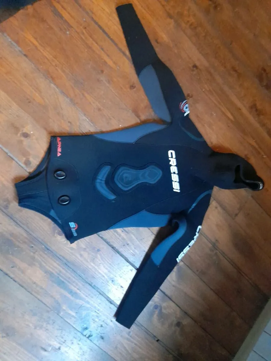 Wetsuit - Image 3