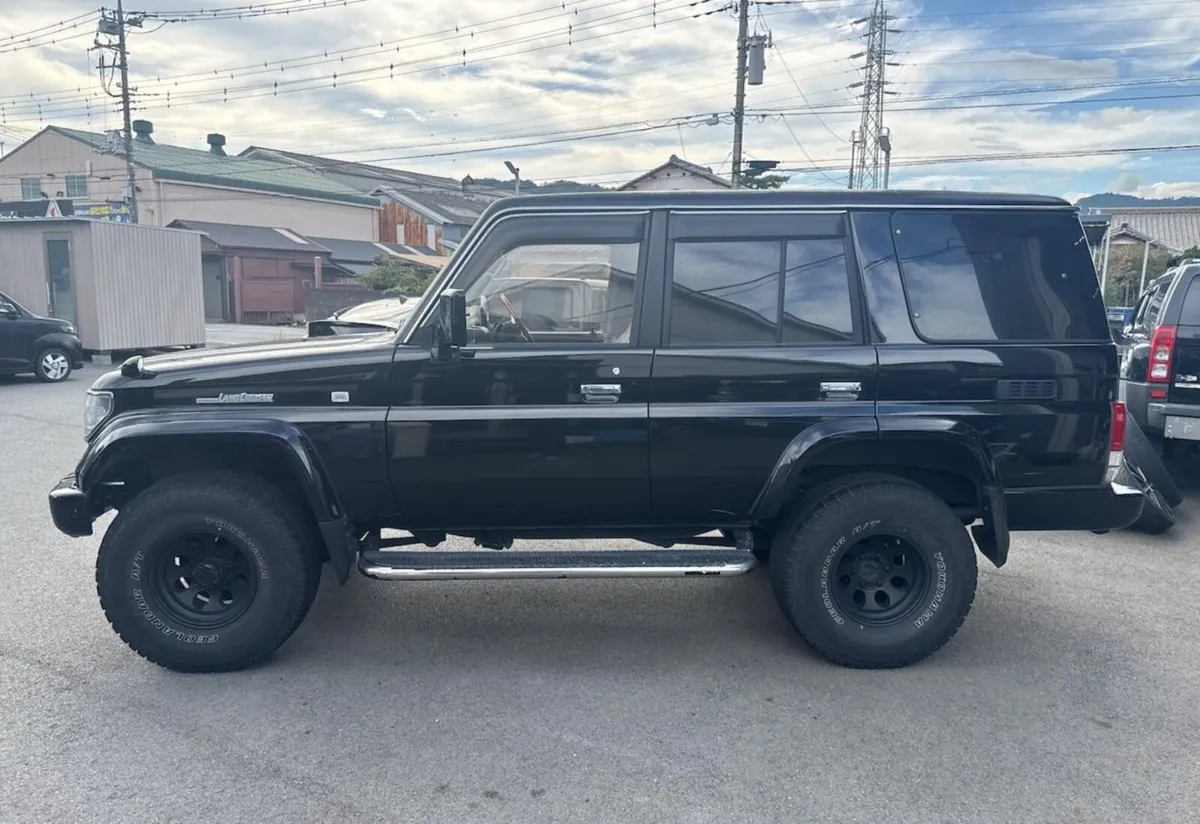 Toyota Land Cruiser Prado  only 194,000klm 👈 - Image 3