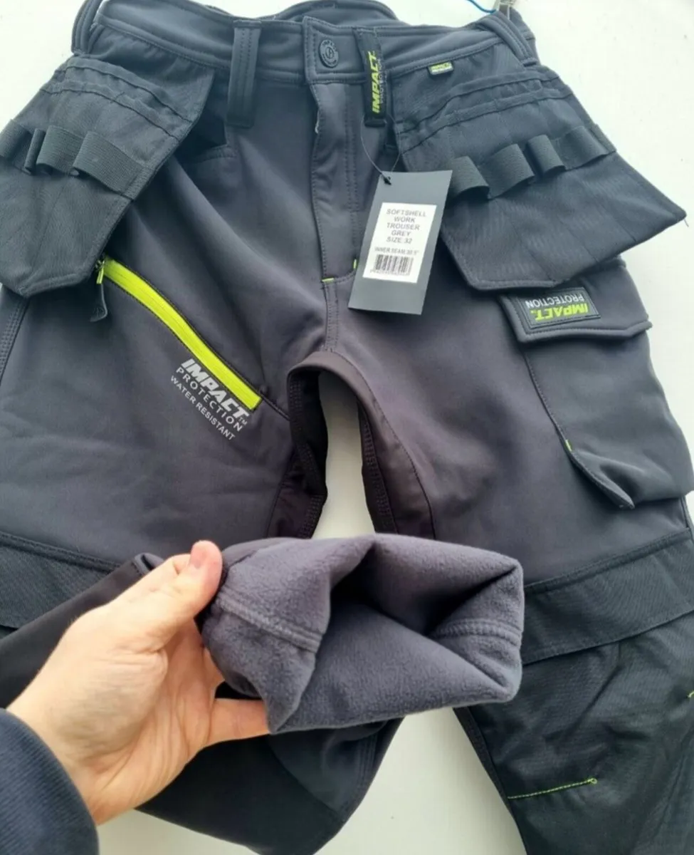 Soft shell fleece 🥶lined water resistant work - Image 2