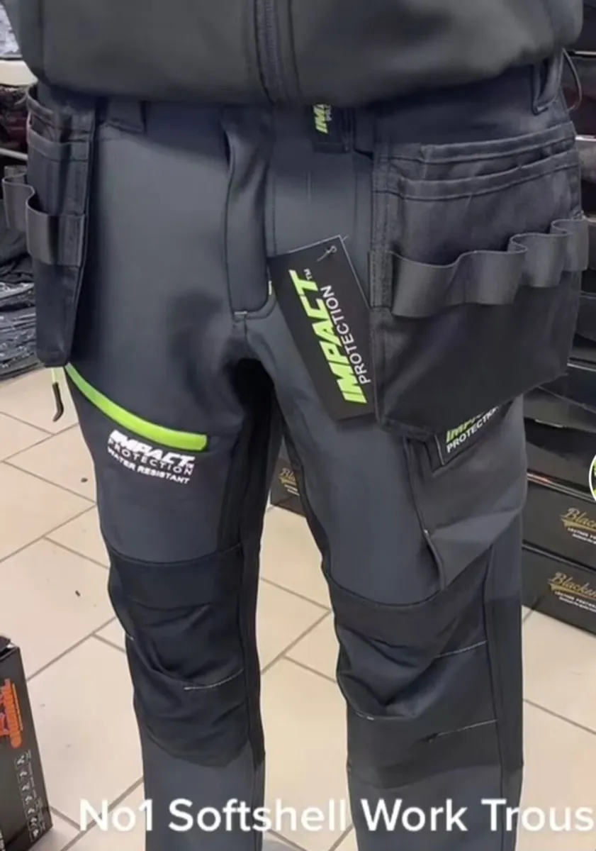 Soft shell fleece 🥶lined water resistant work - Image 1