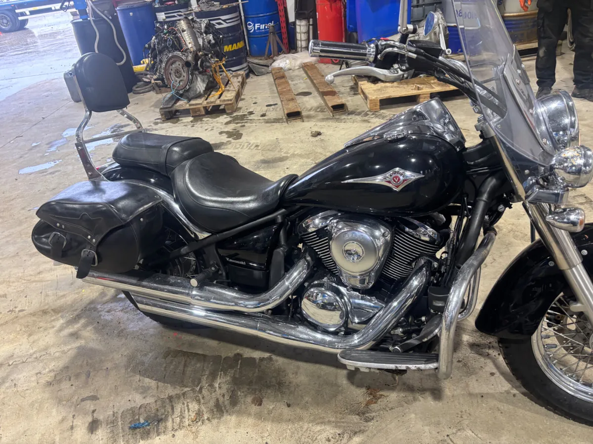 Kawasaki van 900 year 2011 - Image 1