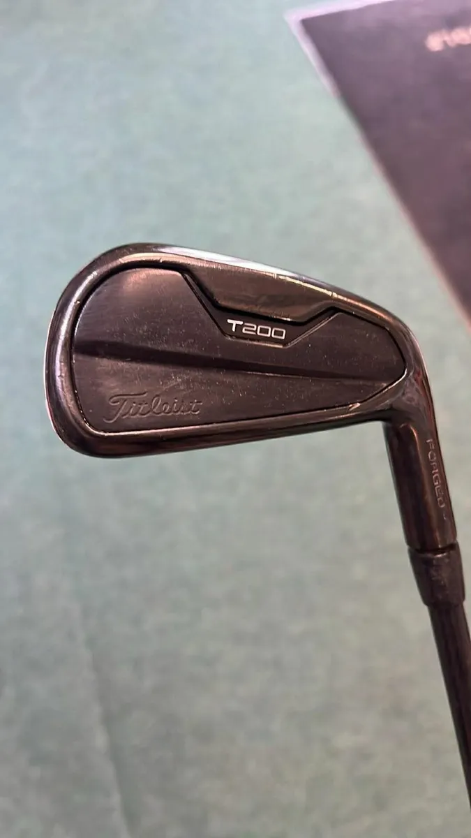 Titleist T200 Black 5-48' TrueTemper AMT S300 €495 - Image 4