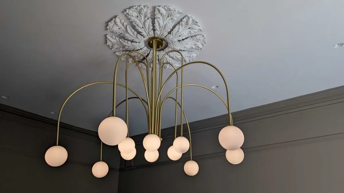 Brand new brass and opaline chandelier - Image 1