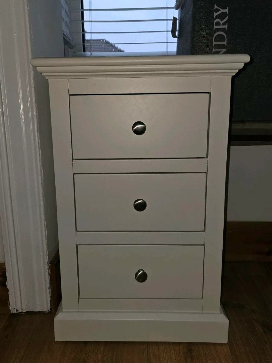 Bedroom furniture for sale-Like New (EZ Living) - Image 4