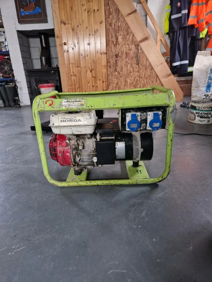 Honda generator - Image 1