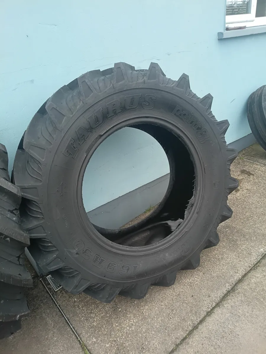 Radial Tractor tyres 16.9 R30.  420 85 R30 - Image 2