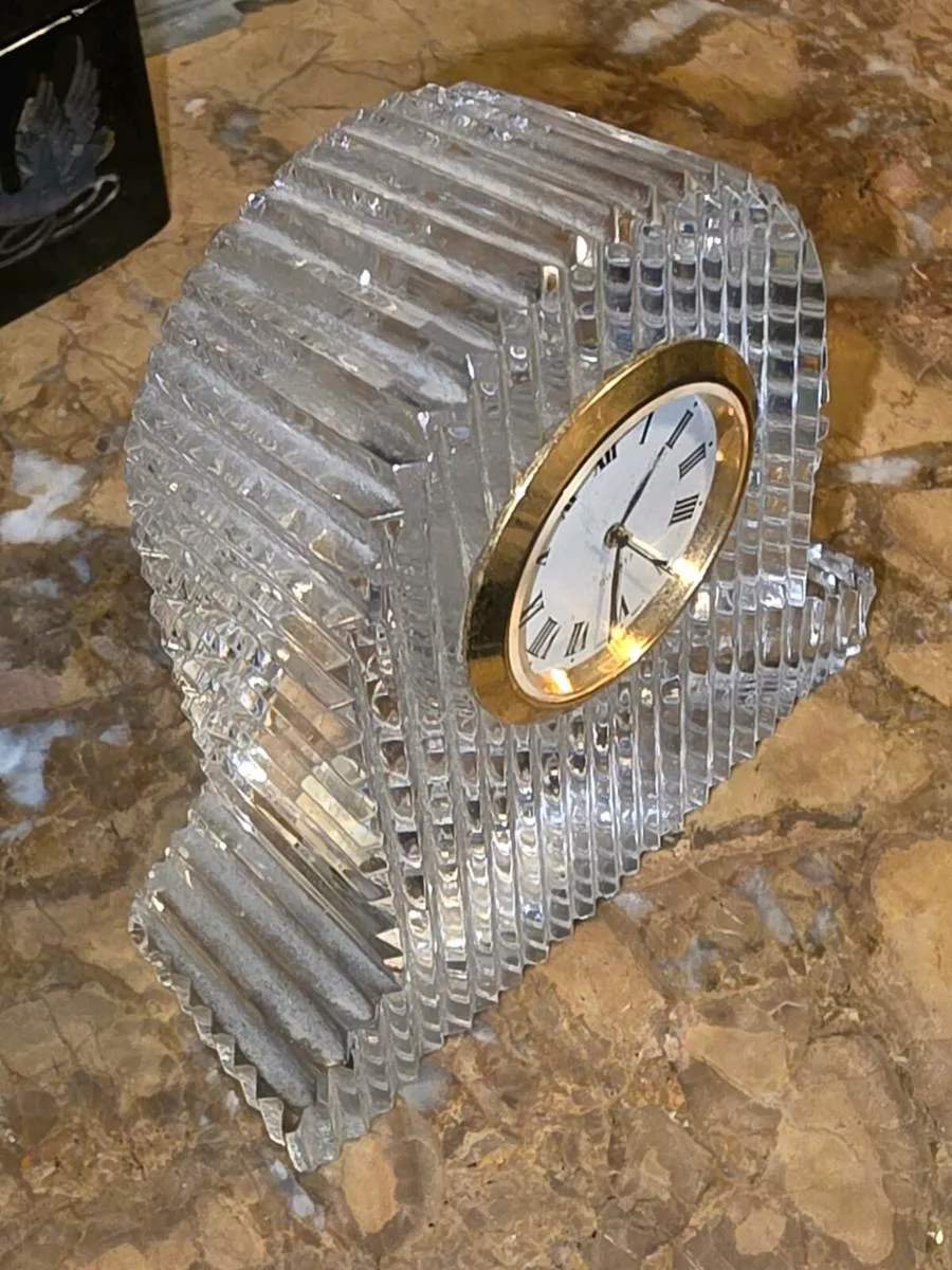 SPARKLING ARCH IRISH CRYSTAL, Minature CLOCK ! - Image 3