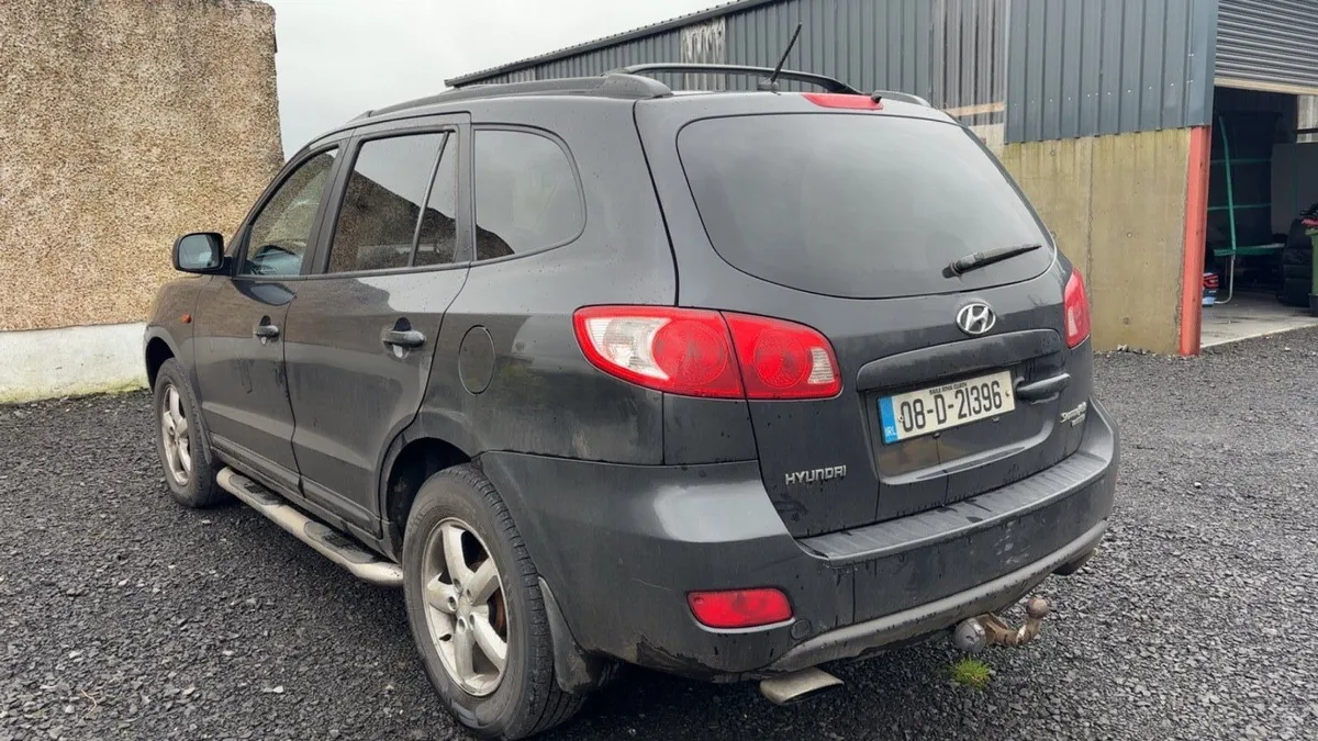 Hyundai santa fe - Image 3
