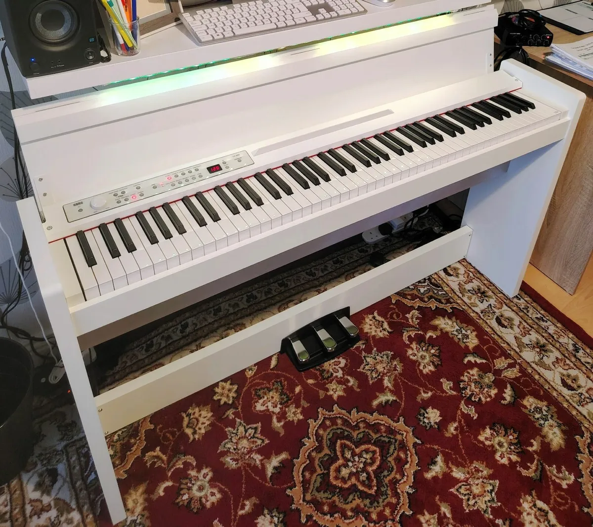 BRAND NEW! Beautiful Korg LP380 U Digital Piano - Image 1