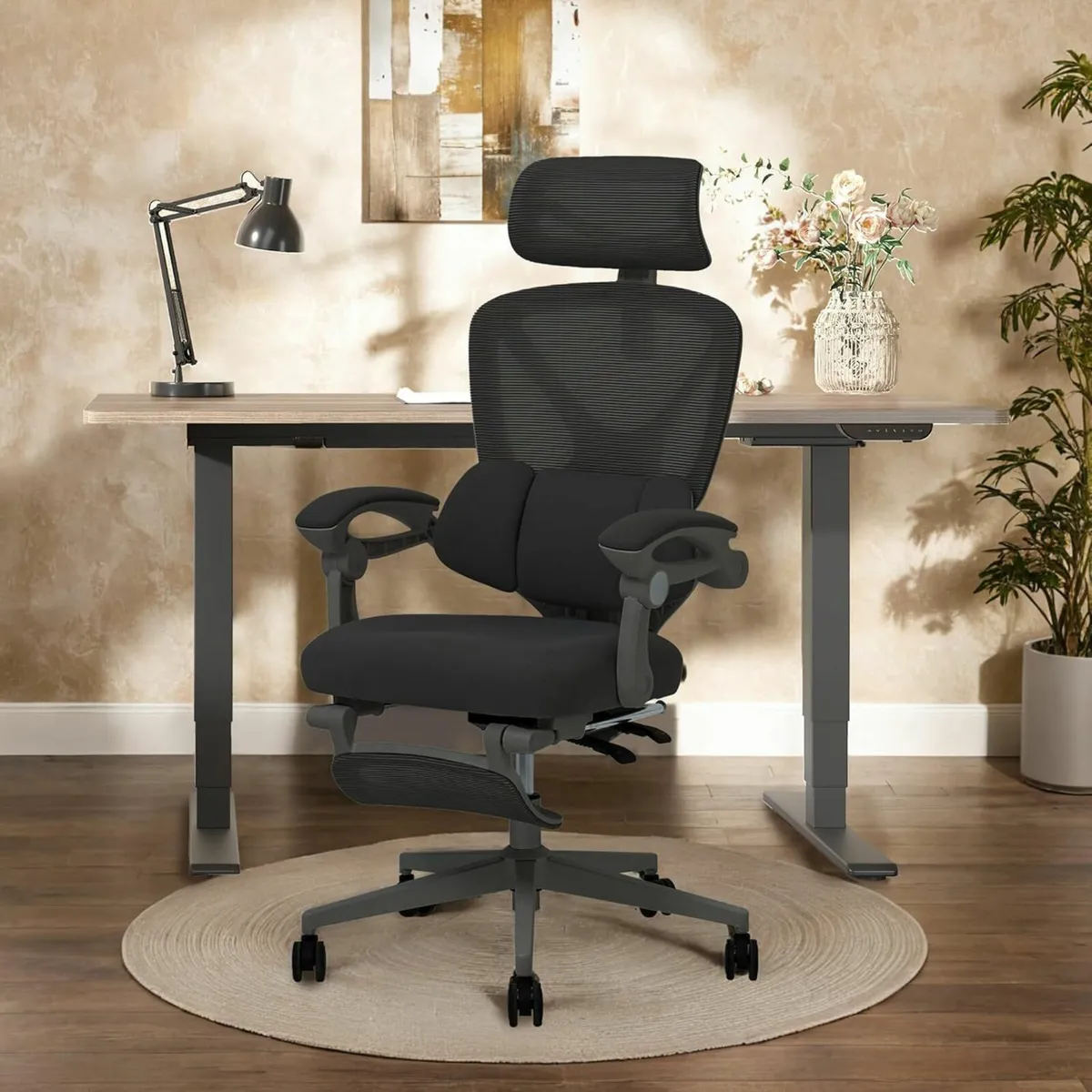 Ergonomic Office Chair with Syncro Tilt Adaptive - Image 1