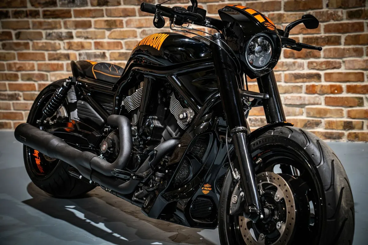 Harley Davidson VRod custom - Image 2