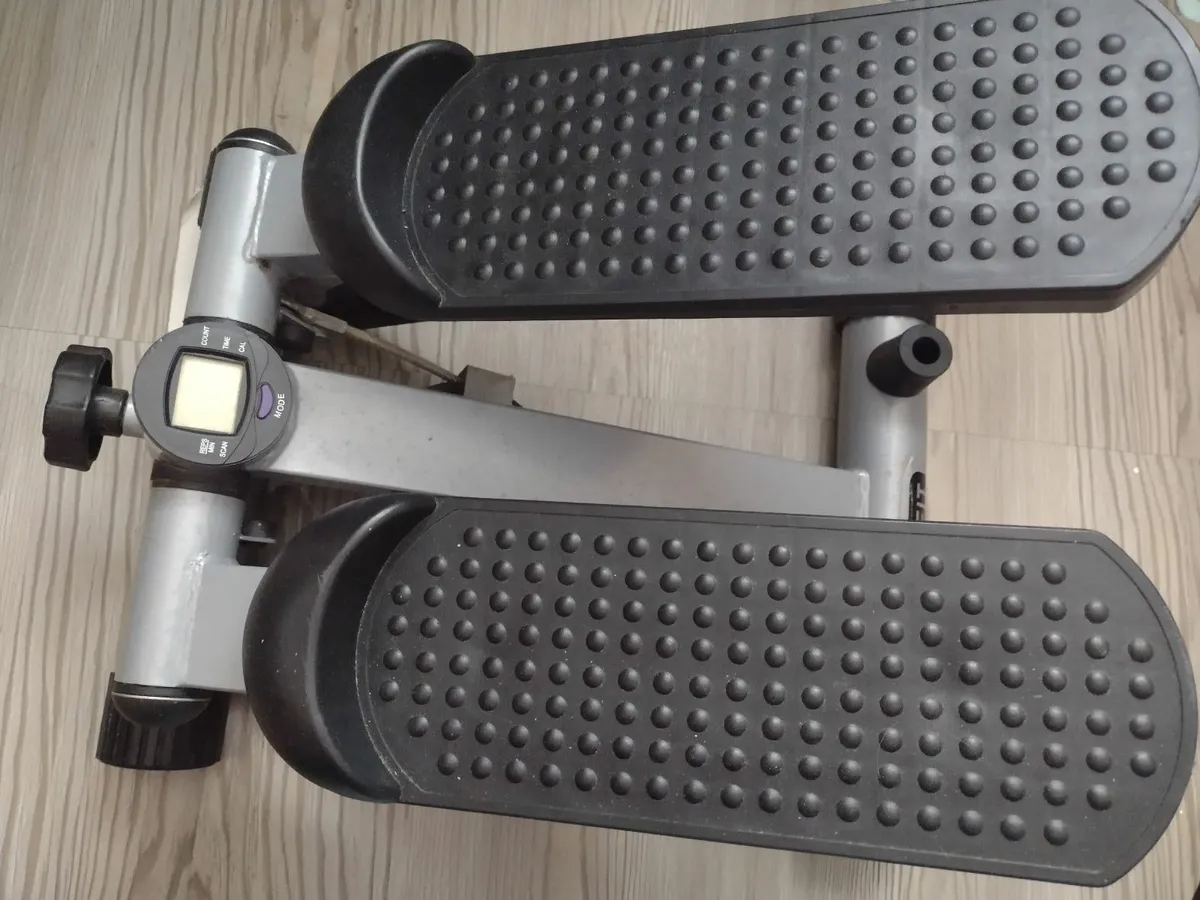 New mini V-Fit exercise stepper - Image 4
