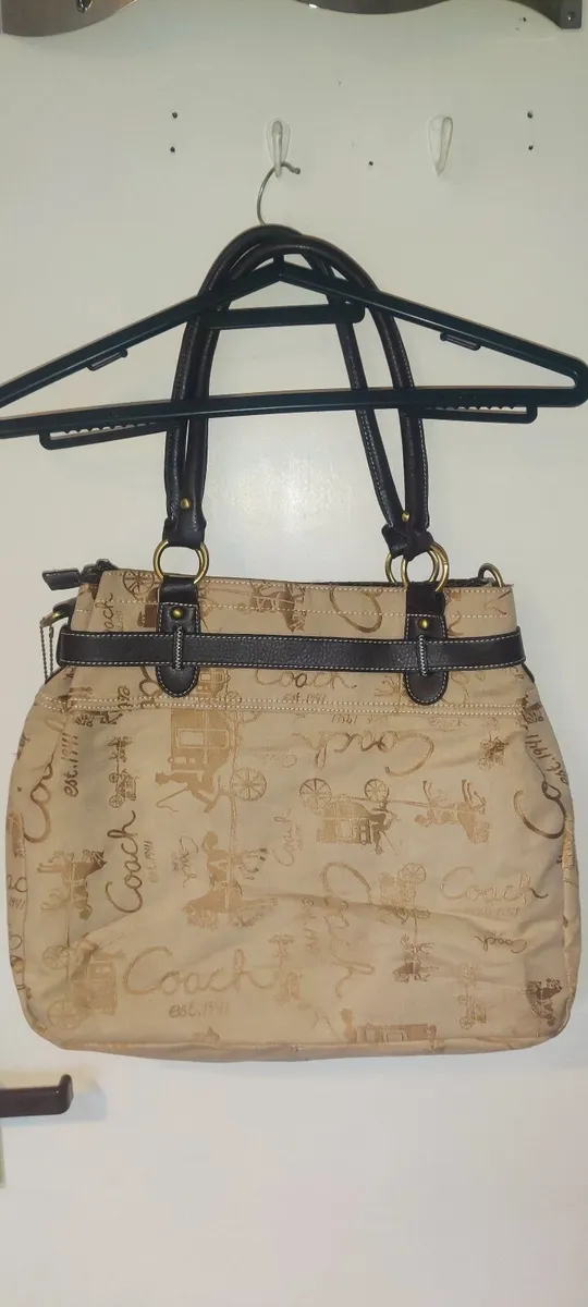 AUTHENTIC COACH 1941 HORSE AND CARRIAGE BAG - Image 3