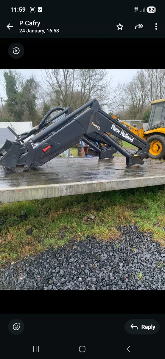 Loaders and brackets - Image 1