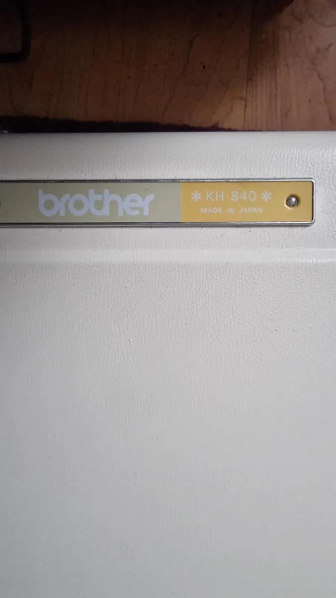 Brother kh 840 punch card knitting machine - Image 1