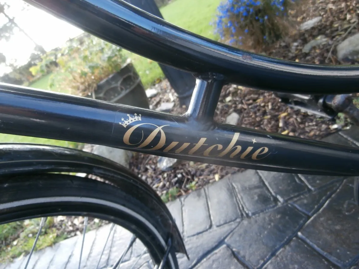 Ladies bicycle - Image 2