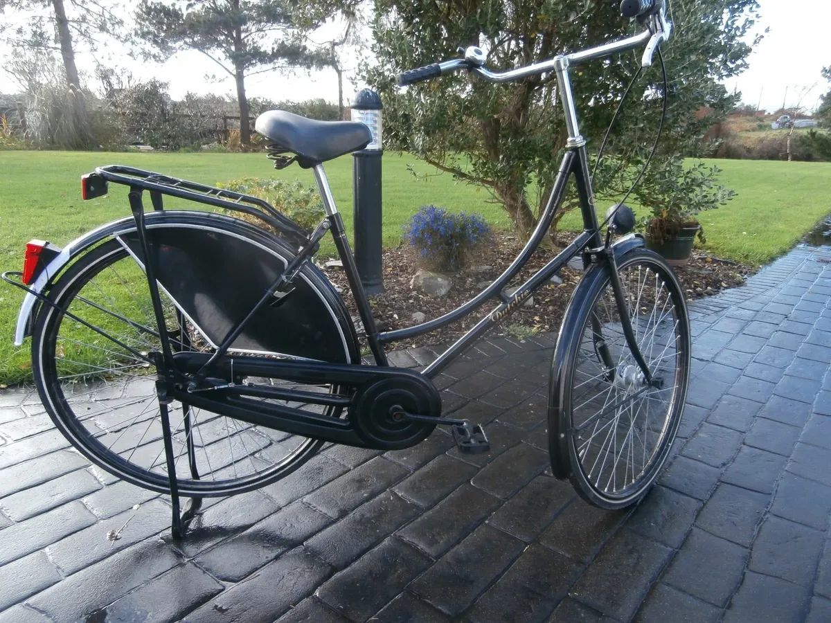 Ladies bicycle - Image 3