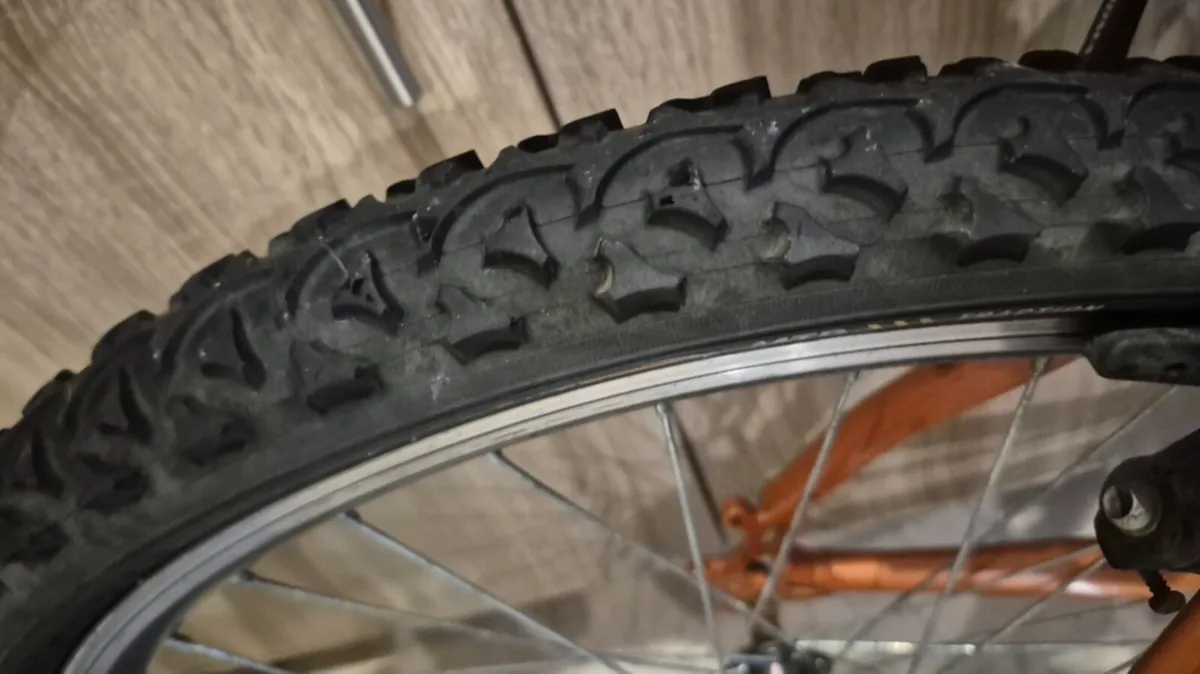 ADULTS CUBE AIB BIKE VERY GOOD CONDITION WHEELS 70 - Image 3