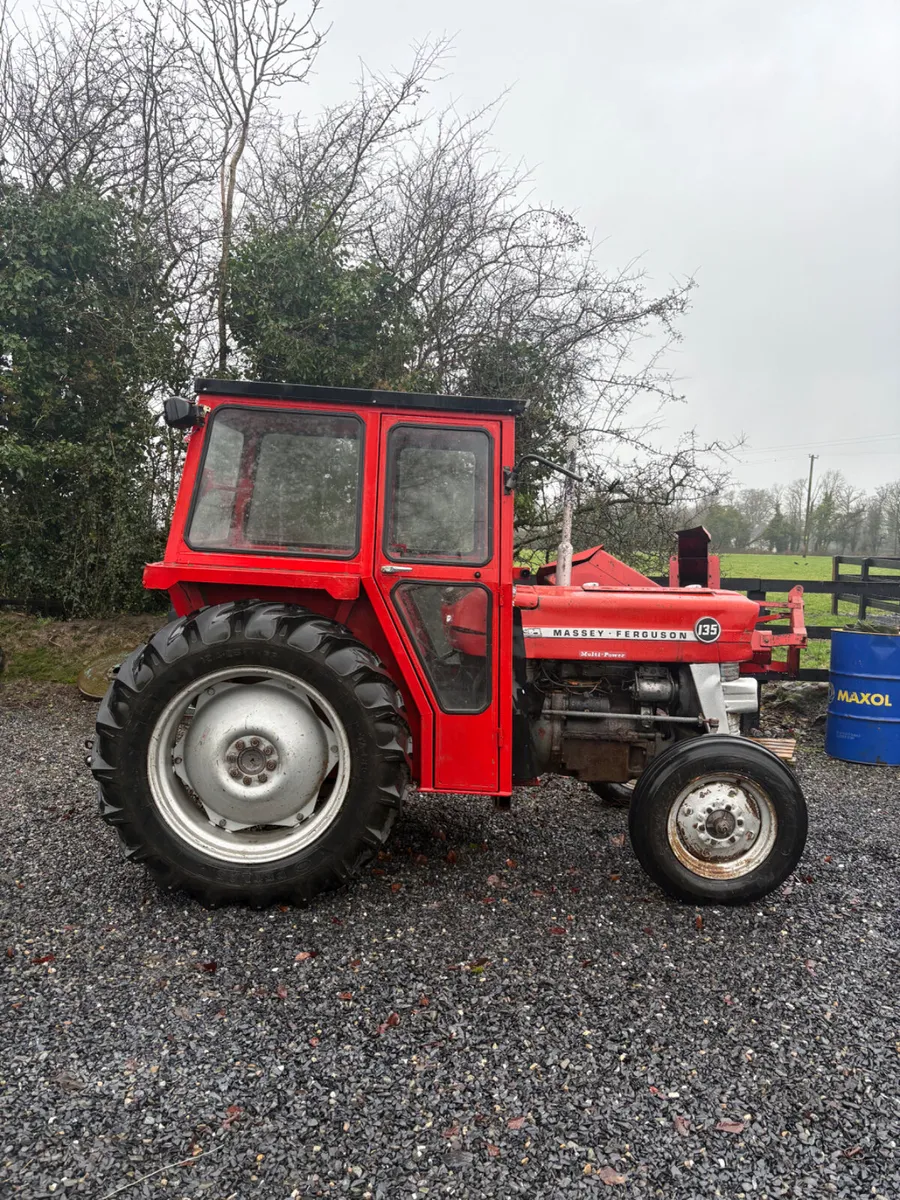 Massey Ferguson 135 - Image 1