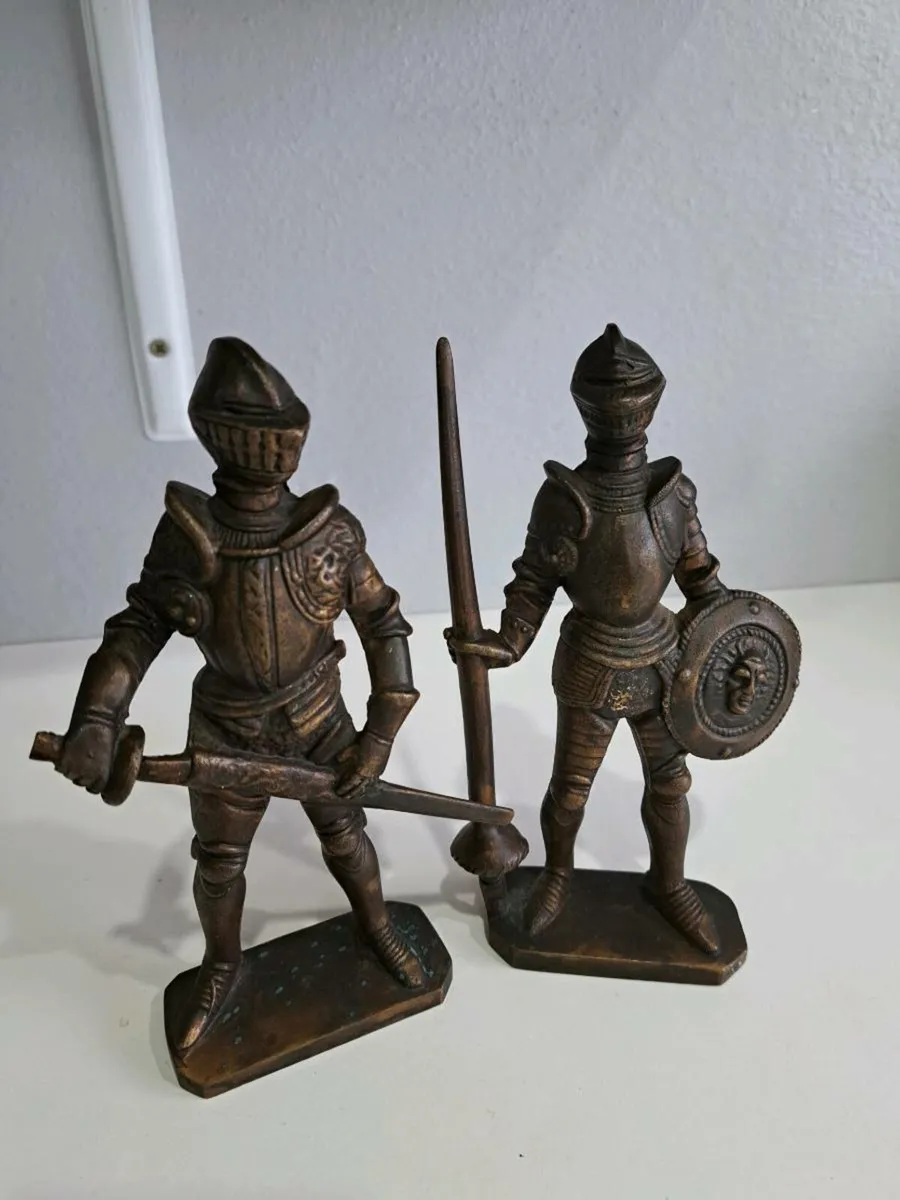 Bronze Figures - Image 3