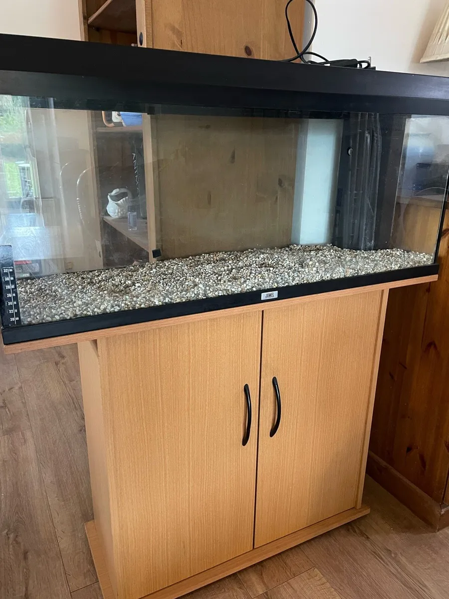 Aquarium Juwel - Image 1