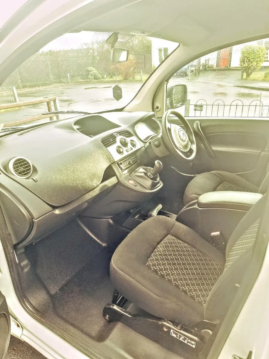 Renault Kangoo van - Image 3