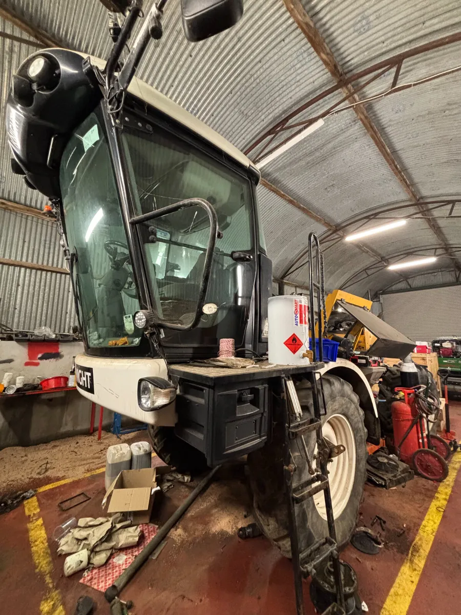 Knight 1840 Tractor Unit - Image 3