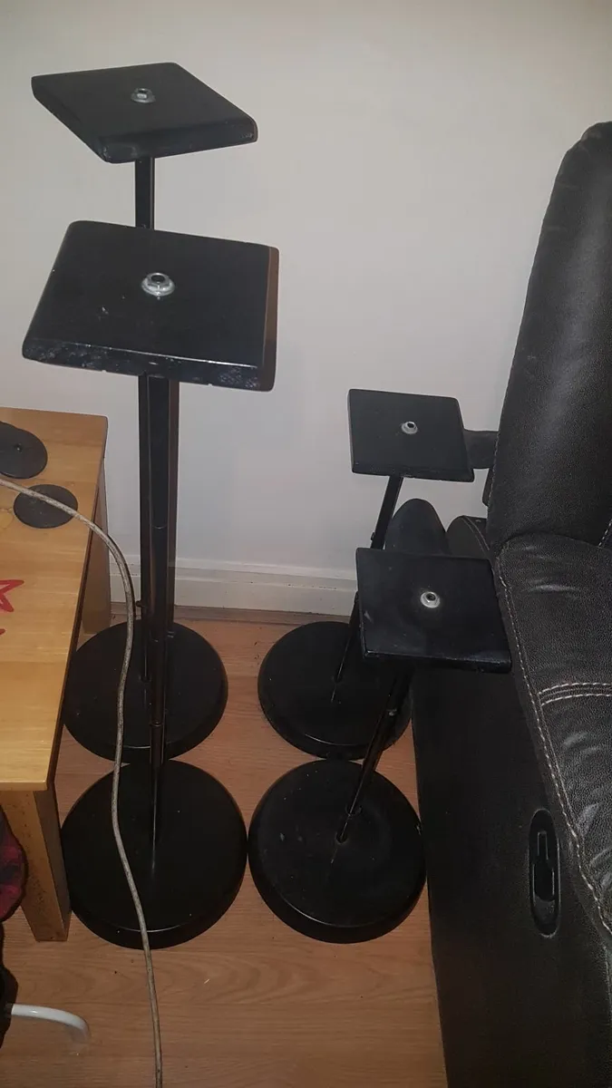 Speaker stands - Image 1