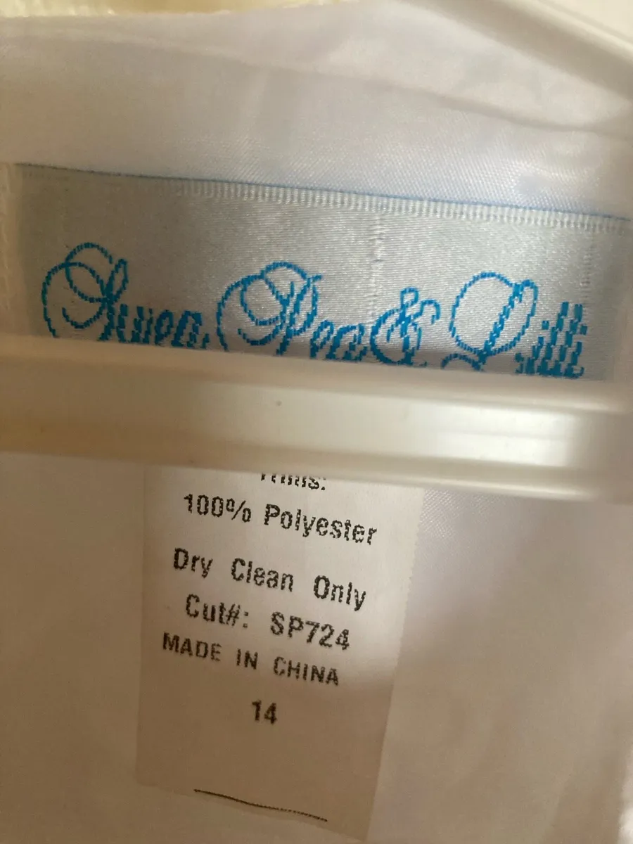 Girls communion dress - Image 3