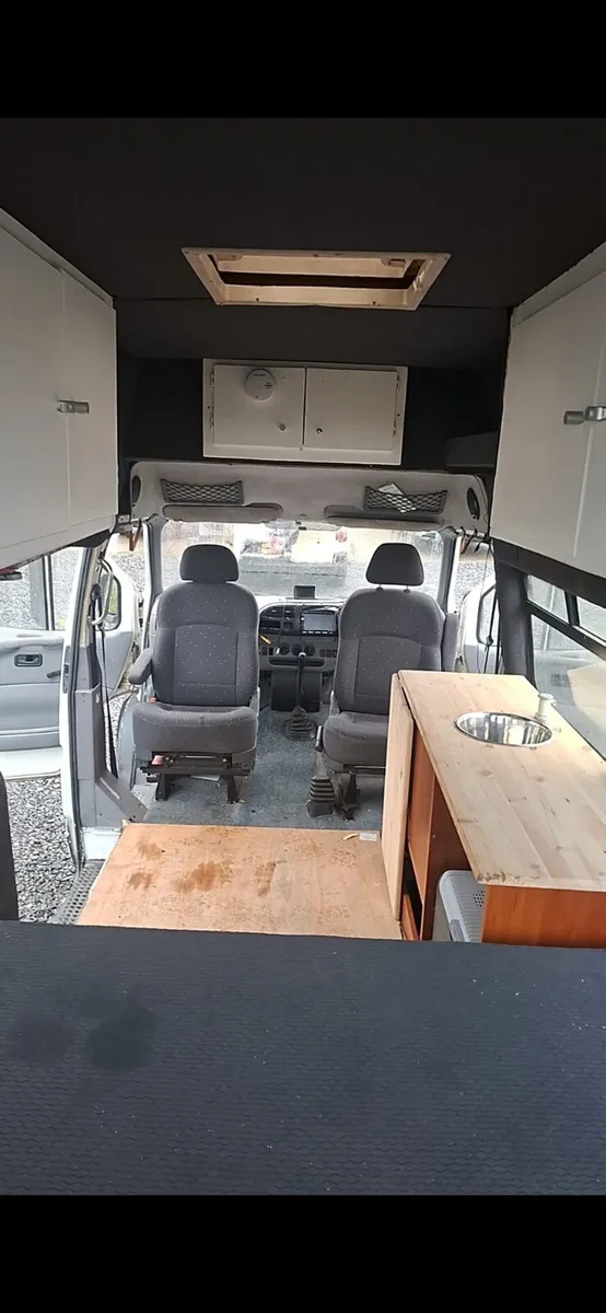 Campervan - Image 4