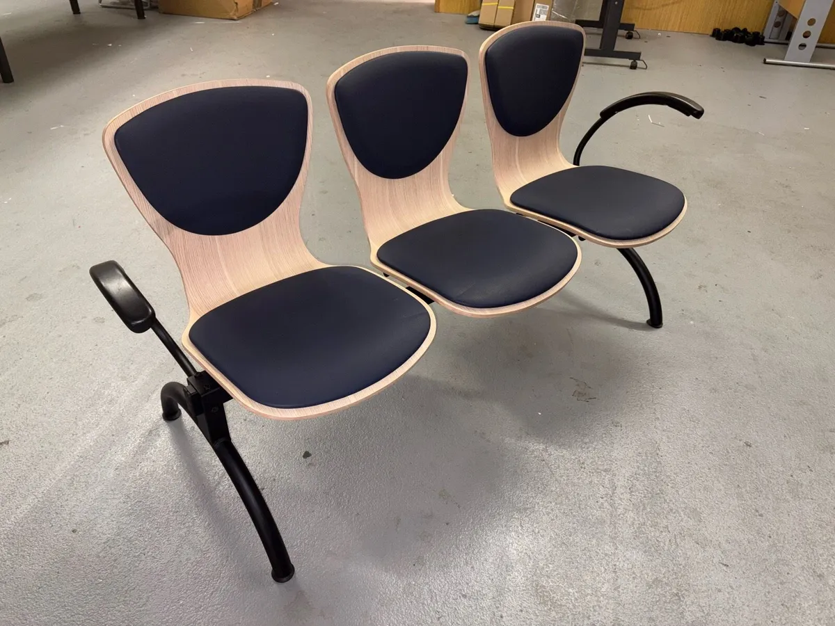 Beam - seating - Image 1