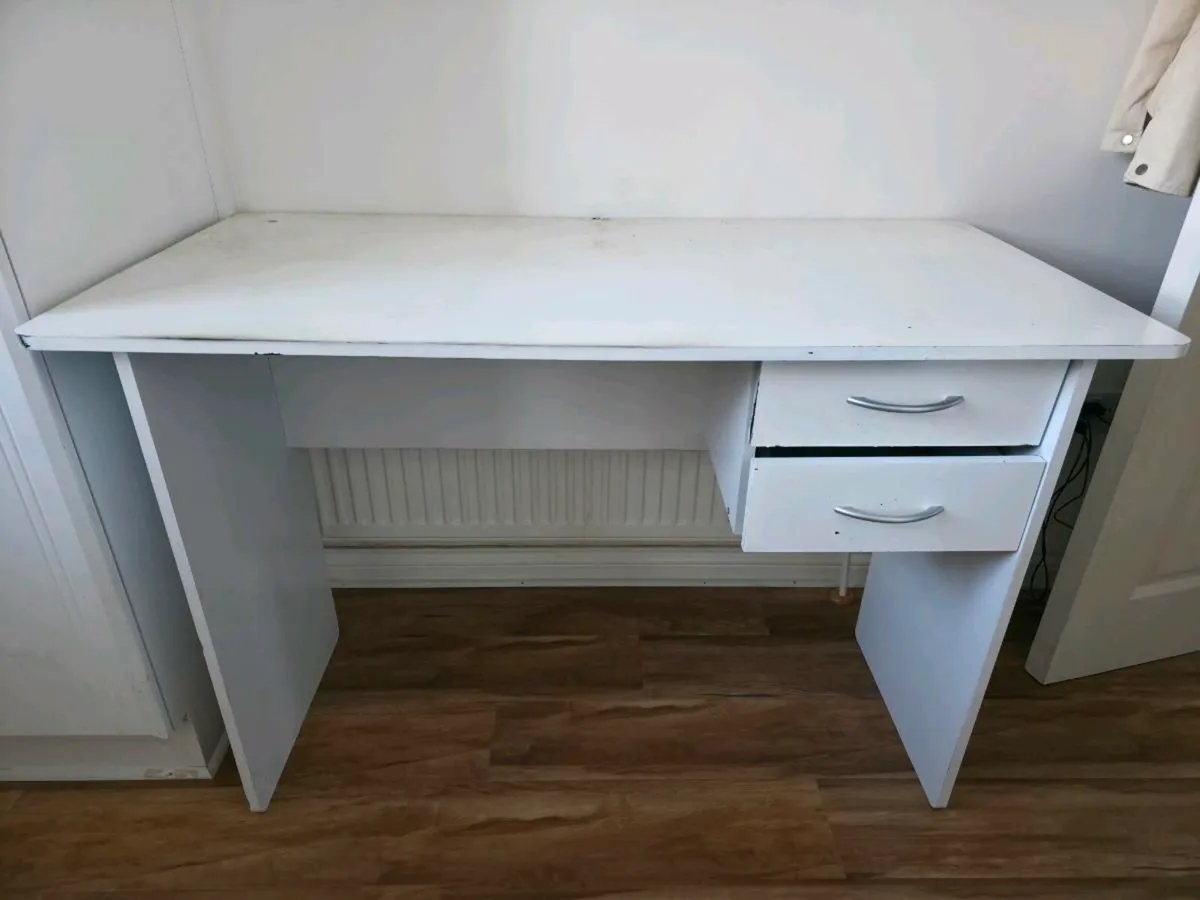 Study/Computer Table/Desk