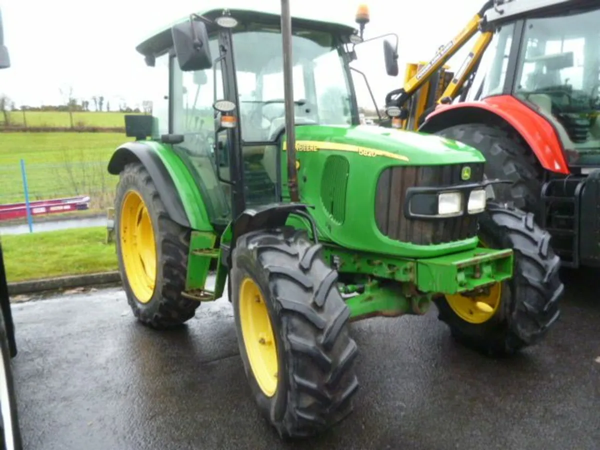 John Deere  5820, 2005 - Image 2