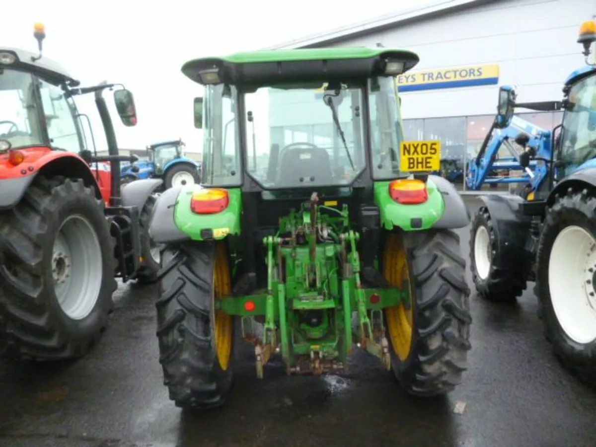 John Deere  5820, 2005 - Image 4