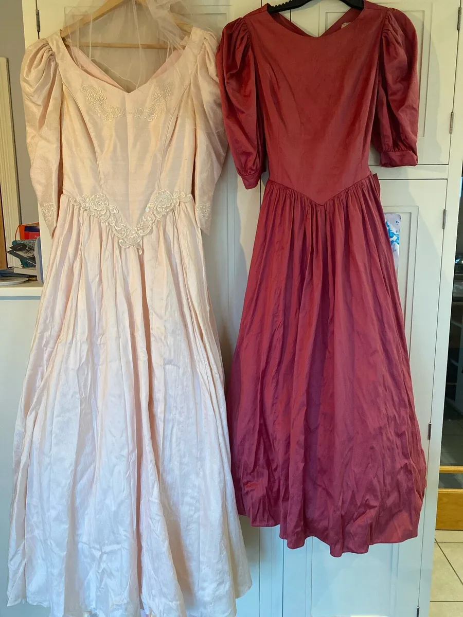 Wedding and bridesmaids dress - Image 1