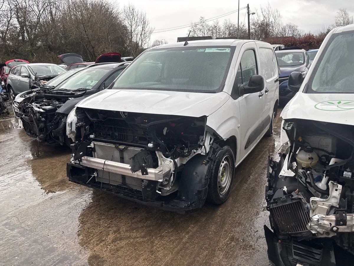 2024 fiat doblo for breaking - Image 1