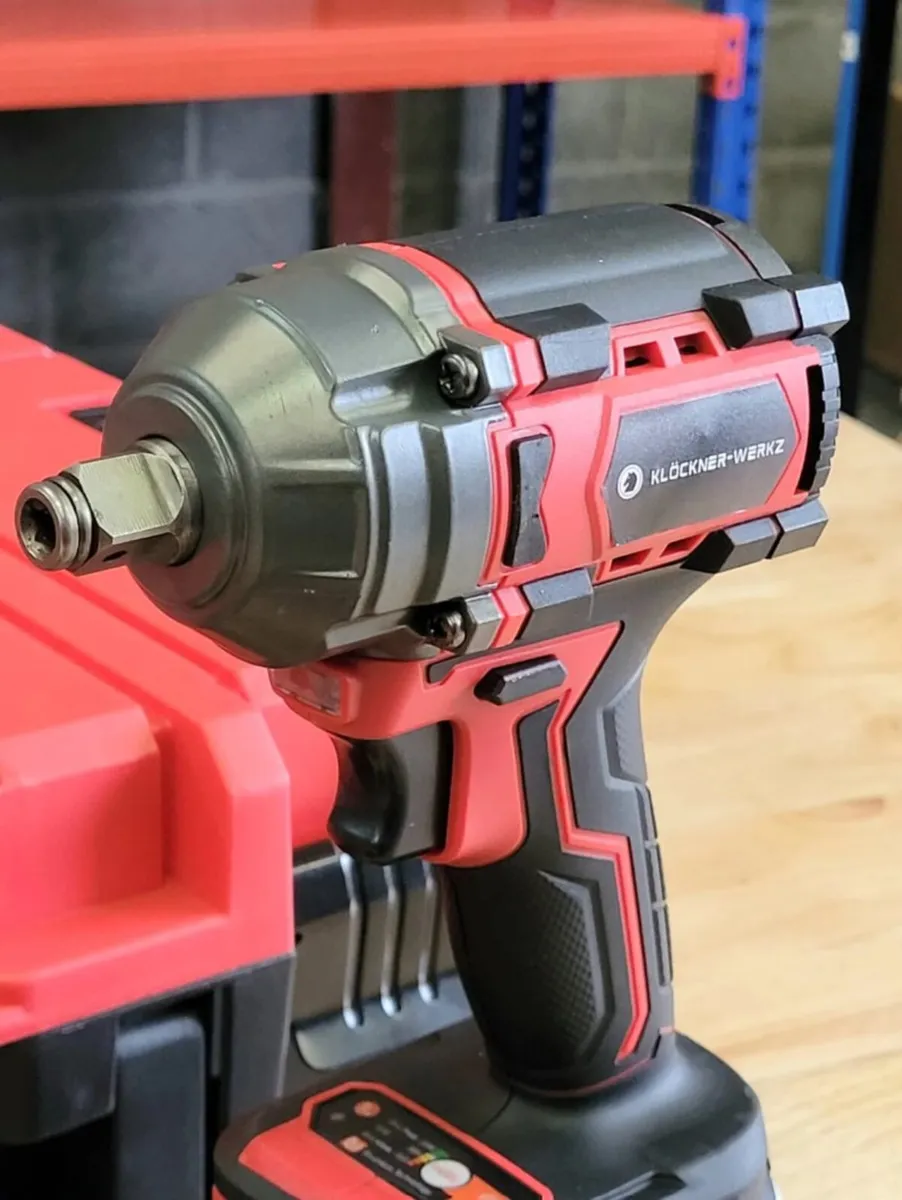 36V Brushless Cordless 1/2″ Impact Wrench Set | 2 - Image 4