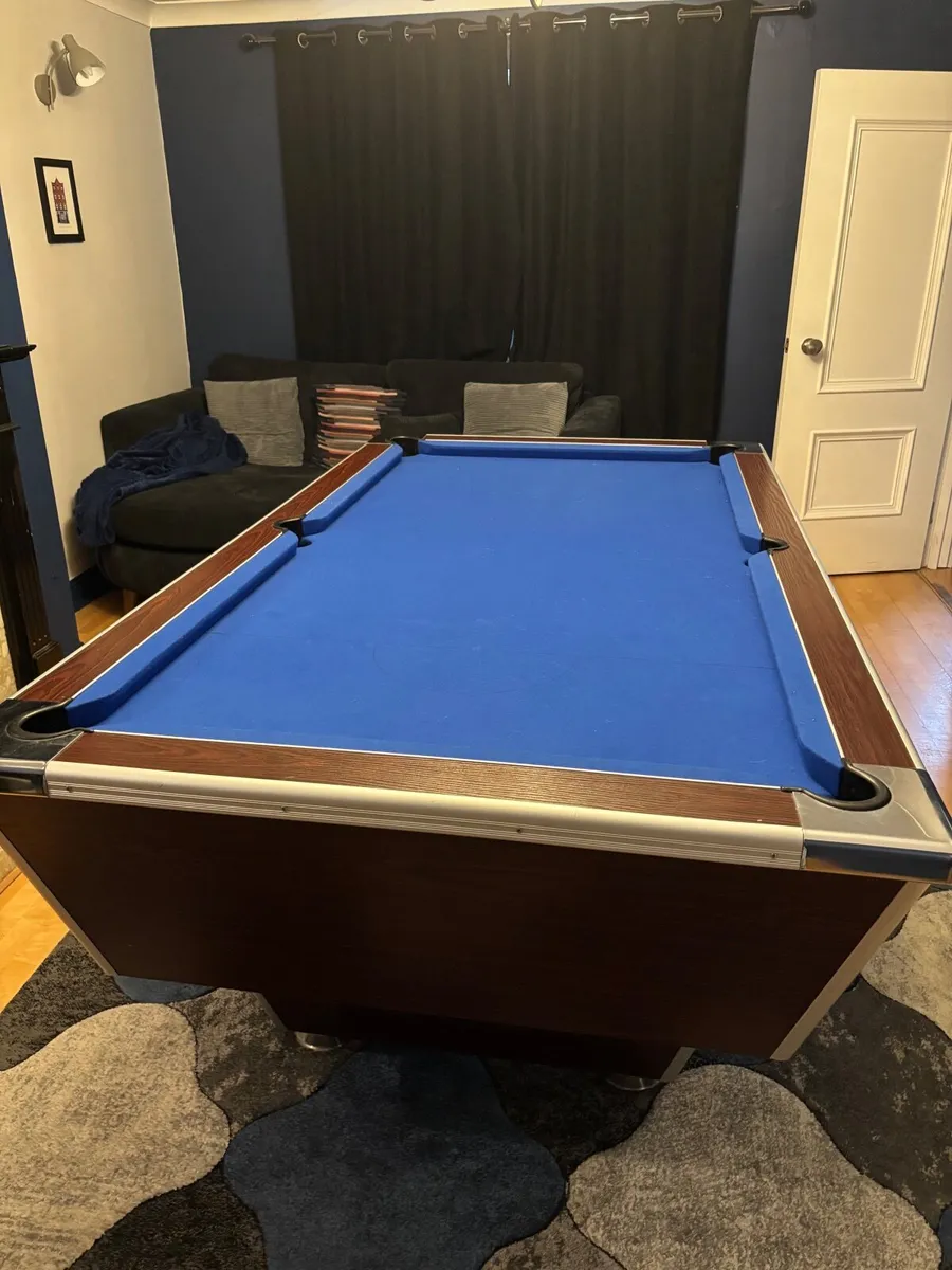 Pool table - Image 3
