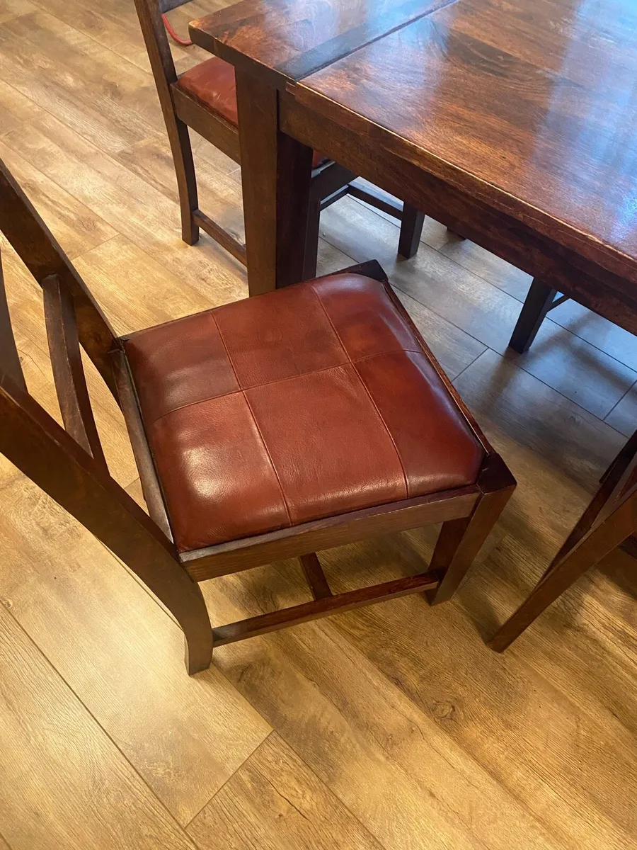 Solid Mahogany Kitchen Table & 6 chairs - Image 3