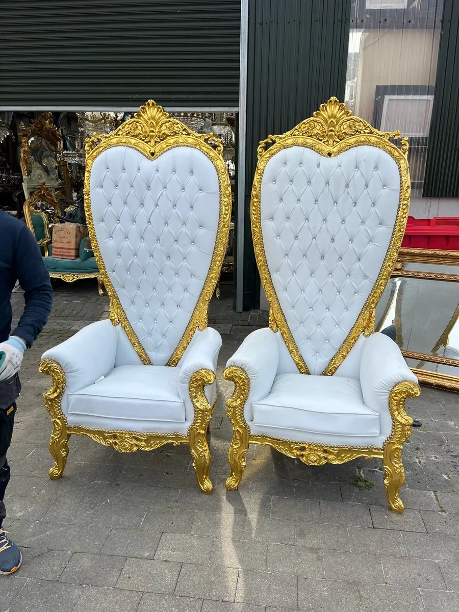 Terence Clifford Antiques Sale - Image 1