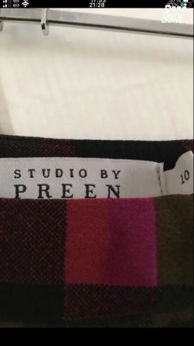 Ladies stunning skirt size 10 €10 - Image 3