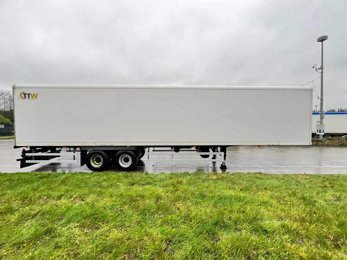 Schmitz Single Temp Fridge - Image 4