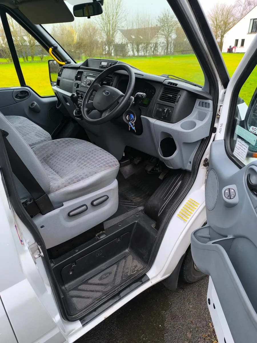Ford Transit 2012 - Image 2