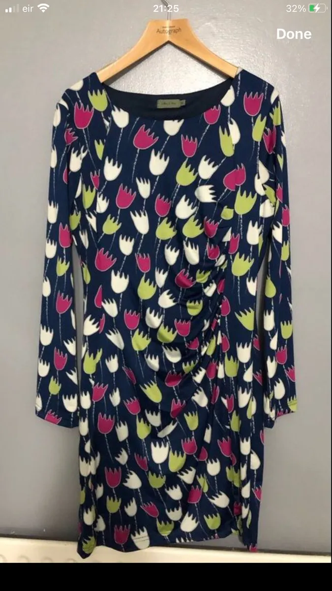 Ladies stunning dress size 14 €10 - Image 1