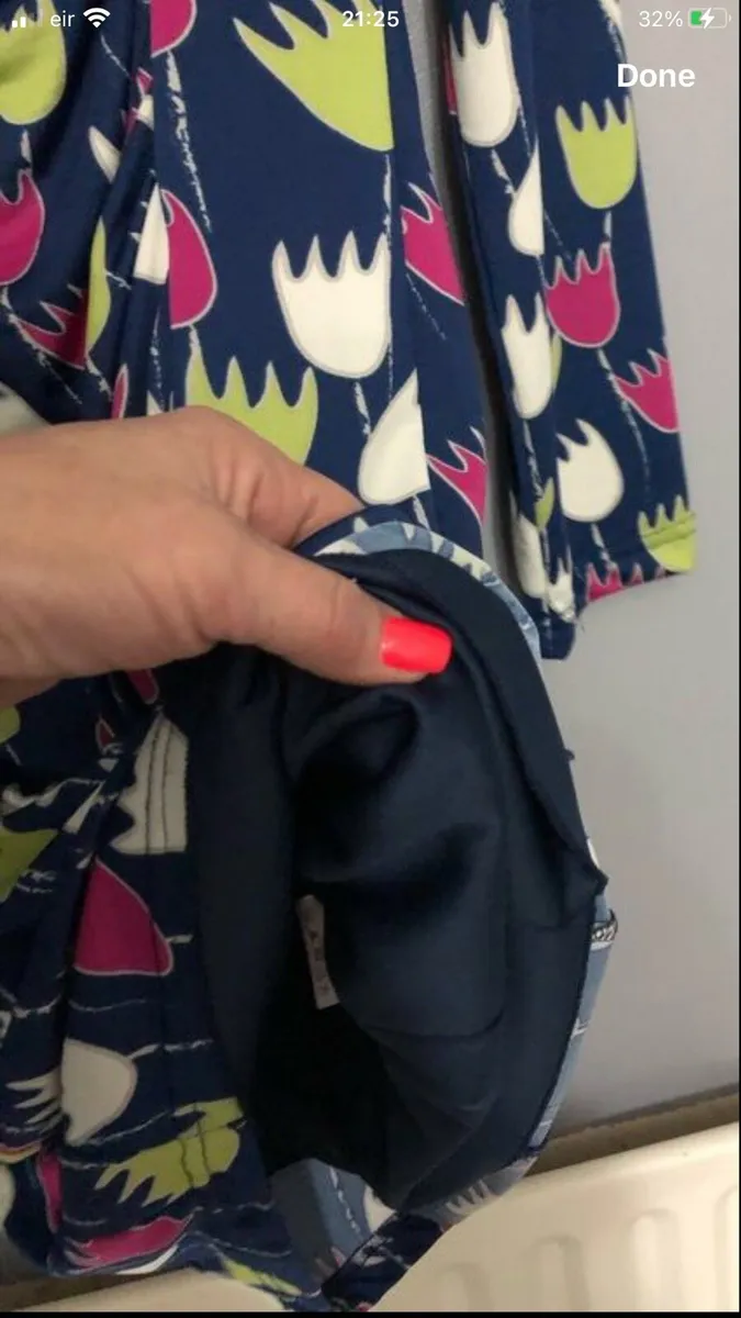 Ladies stunning dress size 14 €10 - Image 3