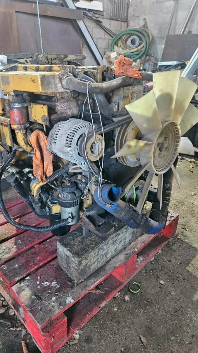CAT 3054 Engine - Image 2