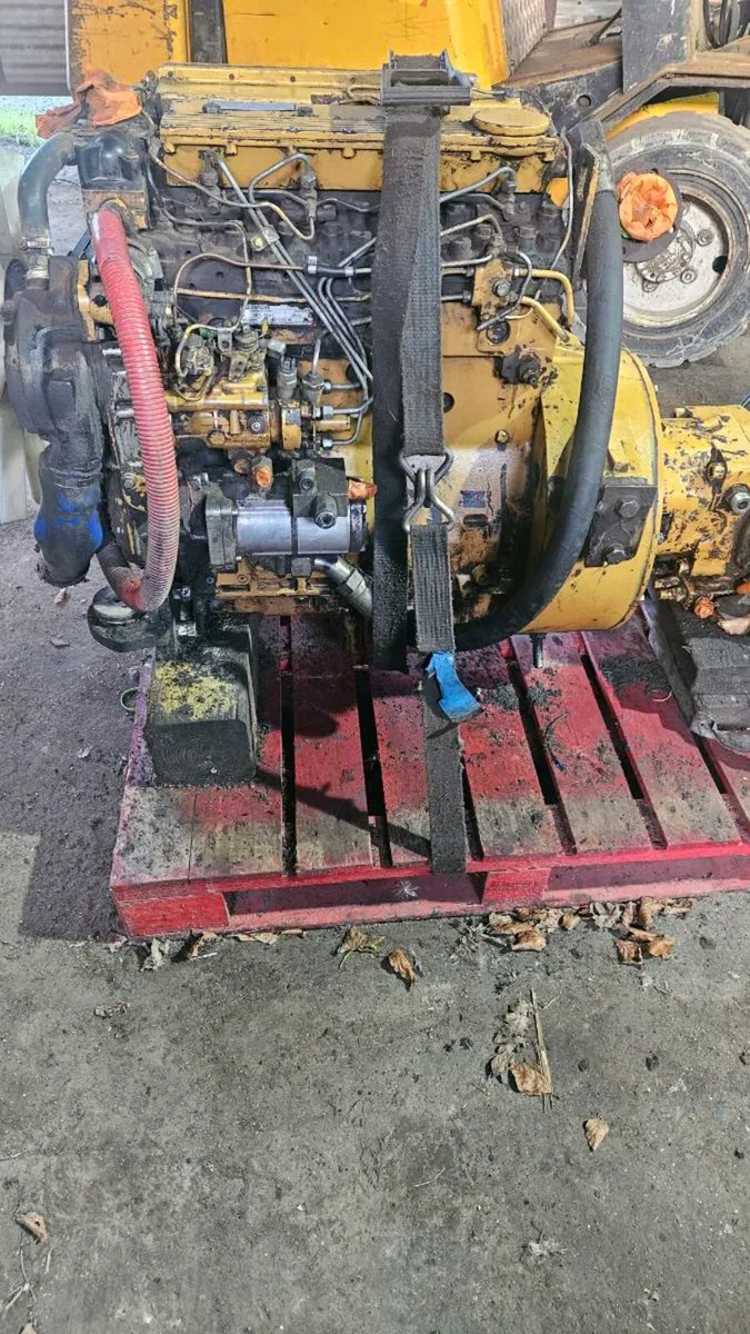 CAT 3054 Engine - Image 3