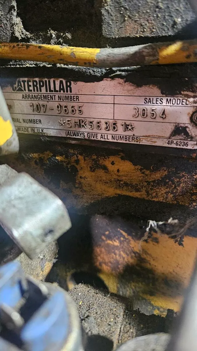 CAT 3054 Engine - Image 4