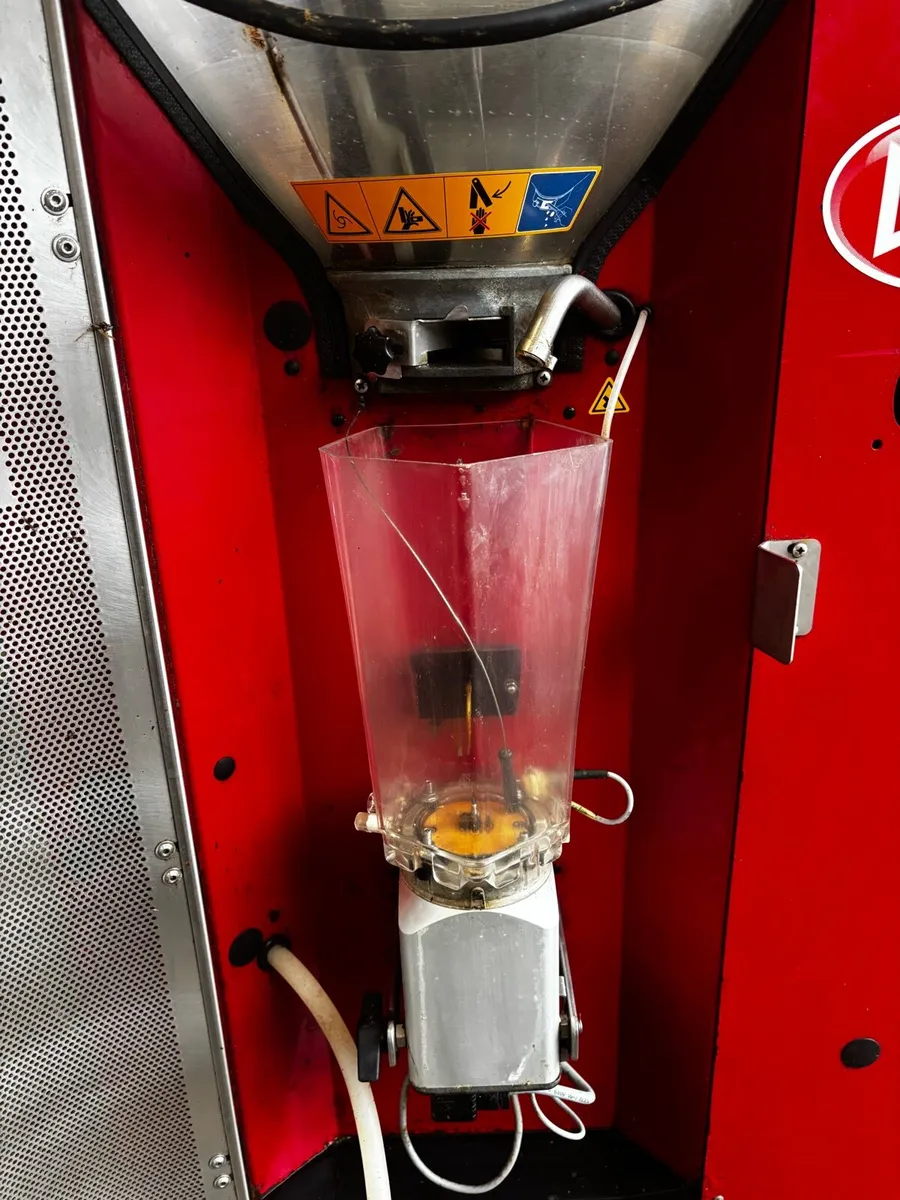 Lely Automatic Calf Feeder - Image 3