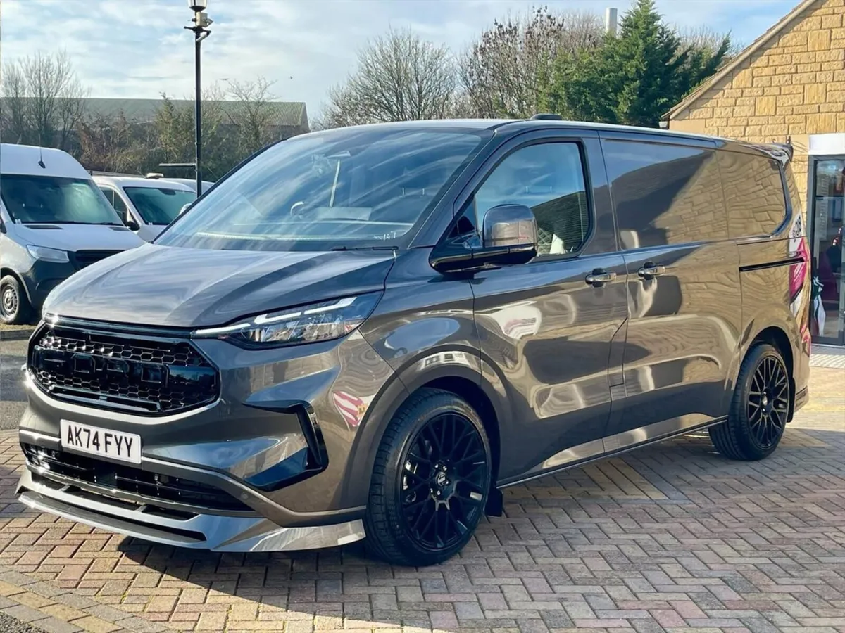 2024 Ford Transit Custom Low Roof Panel Van - Image 2